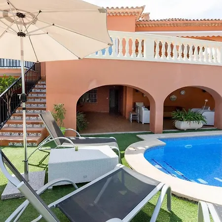 Baulo - Moderna Con Piscina Y Vistas Al Mar En Picafort *