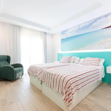 Villa Baulo - Moderna Con Piscina Y Vistas Al Mar En Picafort *